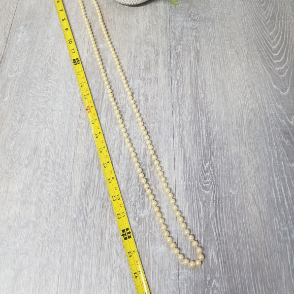 Vintage long strand of pearls - Picture 5 of 7